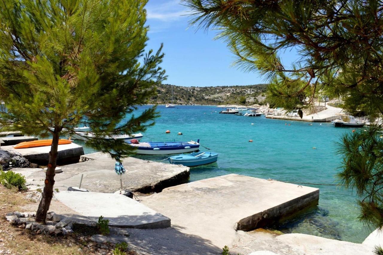 Apartments By The Sea Sevid, Trogir - 16897 Marina Exterior foto
