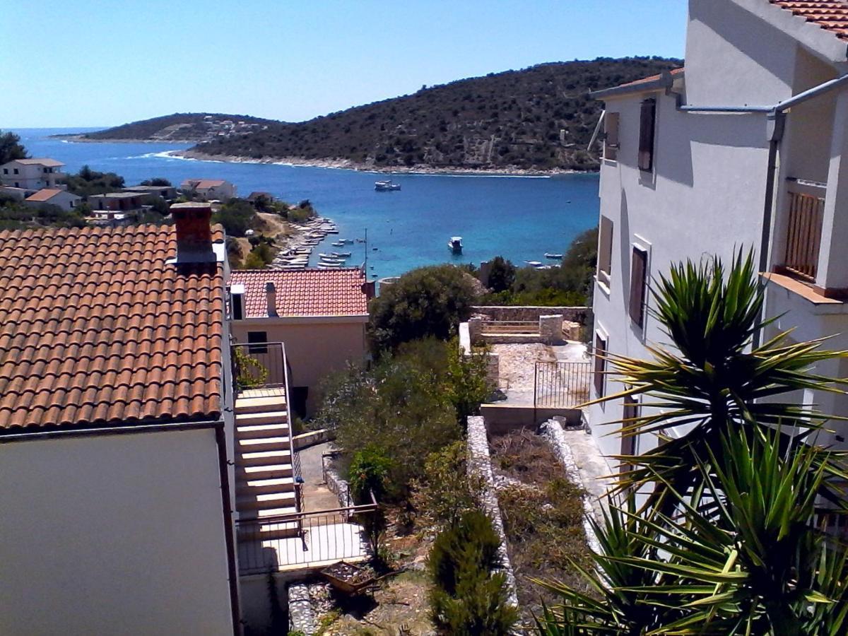 Apartments By The Sea Sevid, Trogir - 16897 Marina Exterior foto